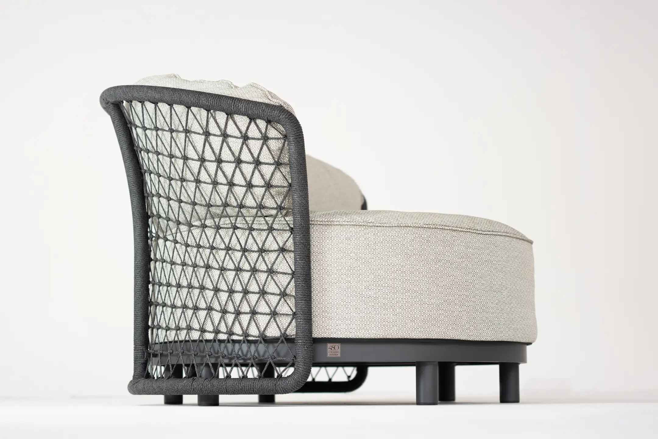 Malibu living chair detail 06