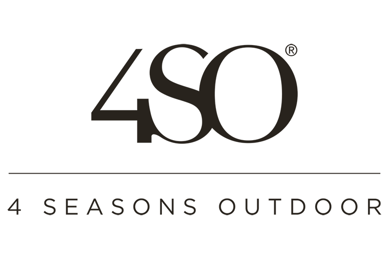 4SO-Logo mit der Aufschrift „4 SEASONS OUTDOOR“ darunter, ideal für Gartenmöbel wie Gartenstühle und Gartentische. Gartenmöbel und Grills kaufen in Rostock, Mecklenburg-Vorpommern.
