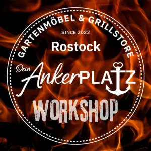 Rundes Logo für den „Dein Ankerplatz“-Workshop mit Flamme, Anker und deutschem Text für das Rostocker Grill- und Gartengeschäft. Gartenmöbel und Grills kaufen in Rostock, Mecklenburg-Vorpommern.